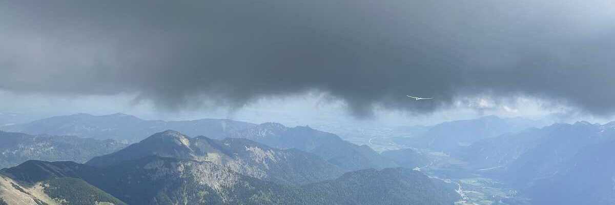 Flugwegposition um 09:27:14: Aufgenommen in der Nähe von Garmisch-Partenkirchen, Deutschland in 2387 Meter